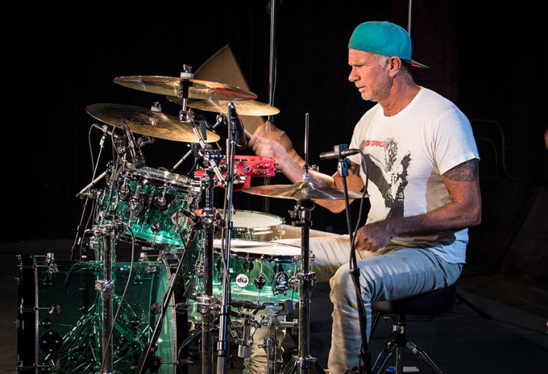 Chad Smith ‘LP’s His Kit’ With The Red Hot Pack