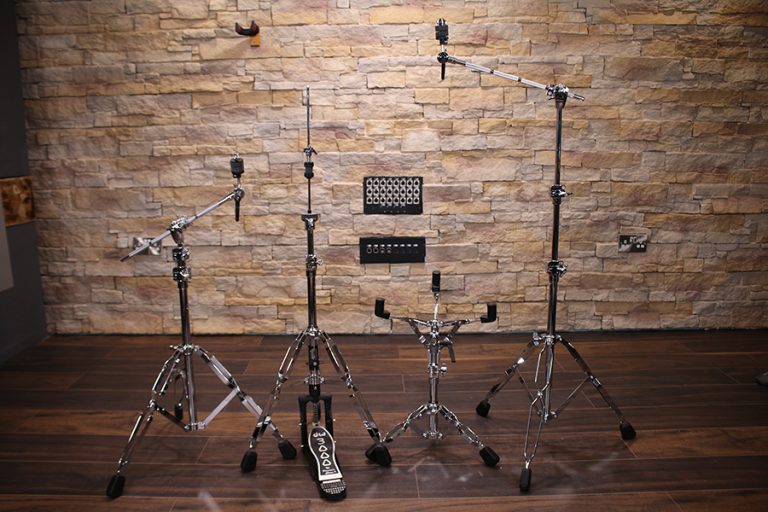 Drummer’s Review Xtra: Reviewed: DW 3000 Series Hardware