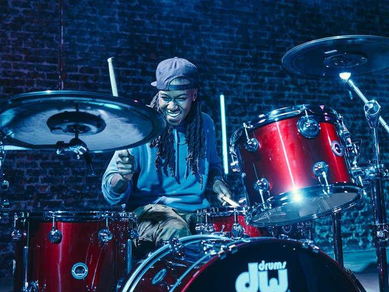 DW Drums Introduces The World’s First Wireless Acoustic-Electronic Convertible Drum kit DWe