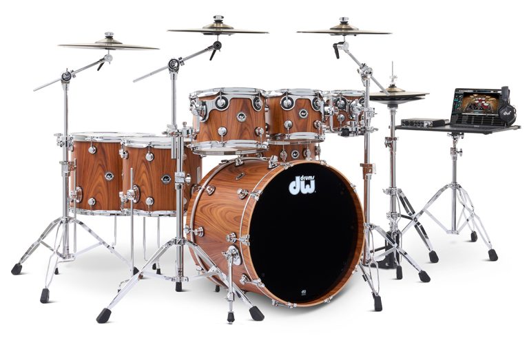 DWe Acoustic-Electronic Wireless Kit Introduces New Finishes